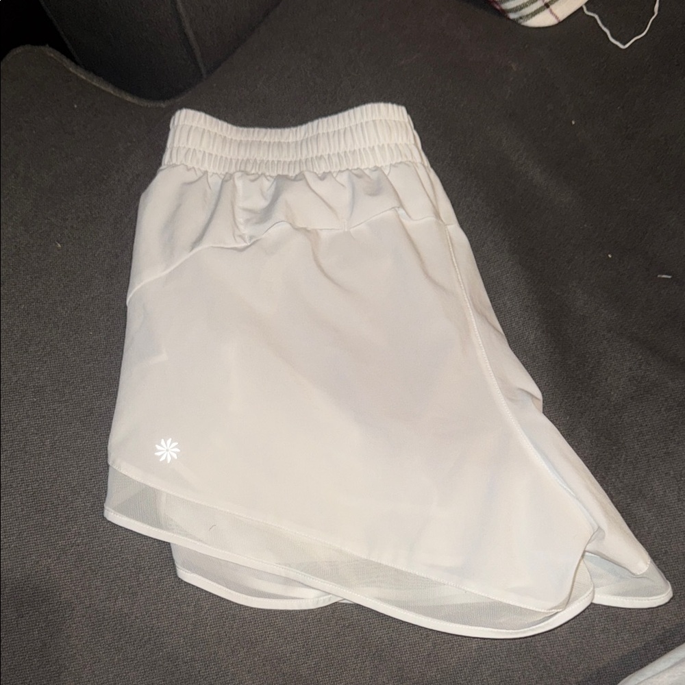 Athleta white mesh racer run 4” shorts